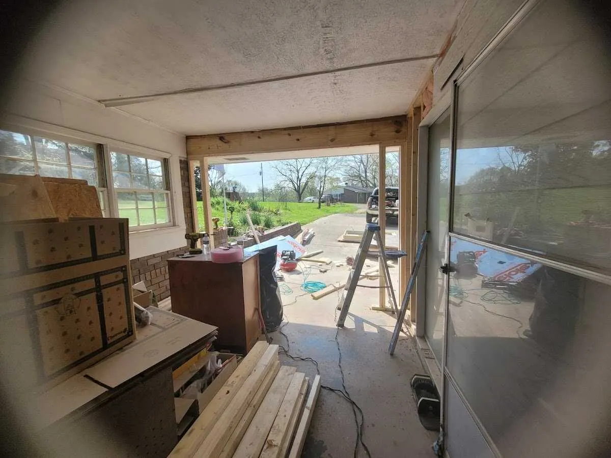 Air movers and dehumidifier for Water Mitigation Services in Harrisonburg